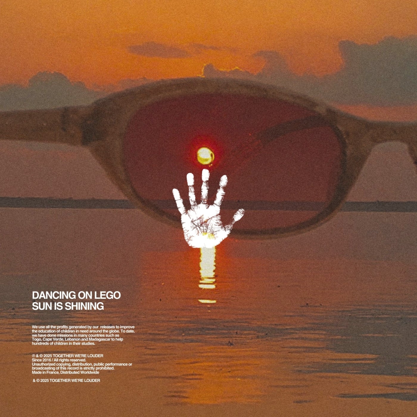 Cover - Dancing on Lego - Sun Is Shining (Extended Mix)