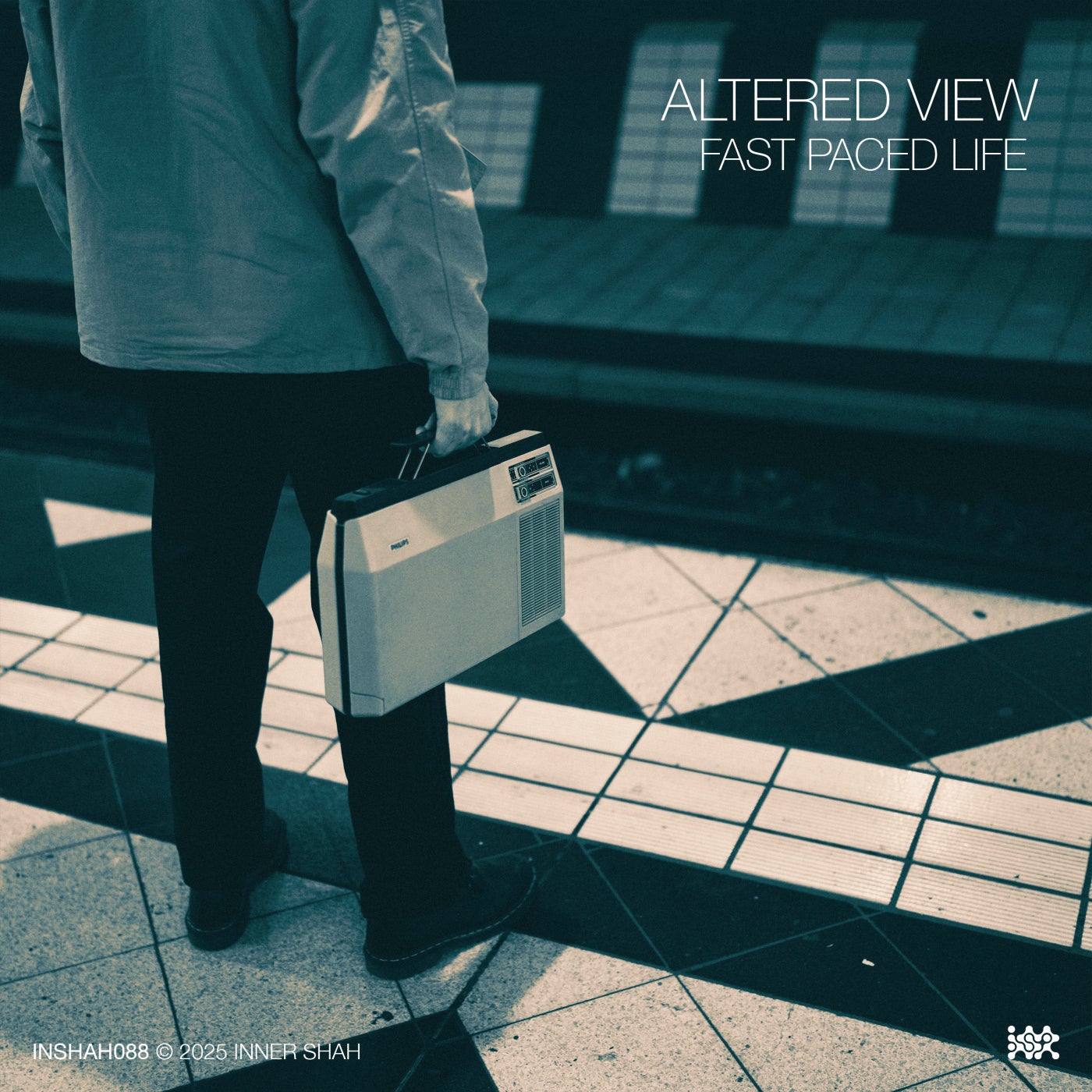 Cover - Altered View - Fast Paced Life (Man Power Remix)