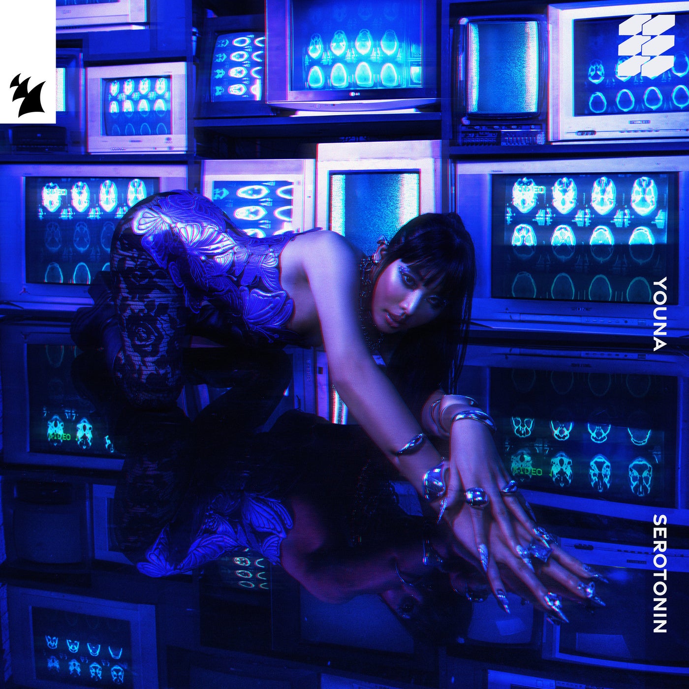 Cover - YOUNA (KR) - Serotonin (Extended Mix)