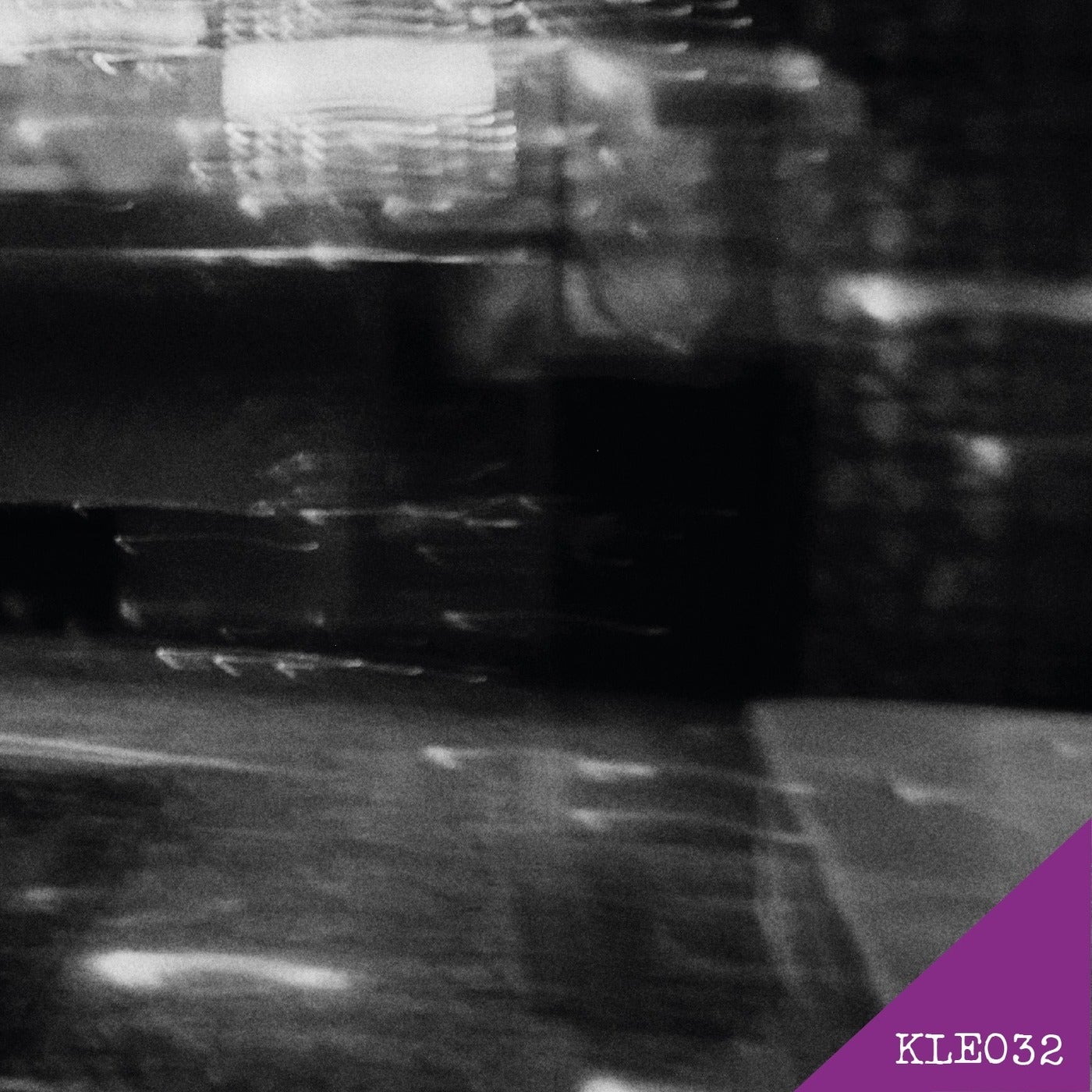 Cover - DPAZ, Niki Sadeki - Spectral Motion (Juli Lee's We Felt Remix)